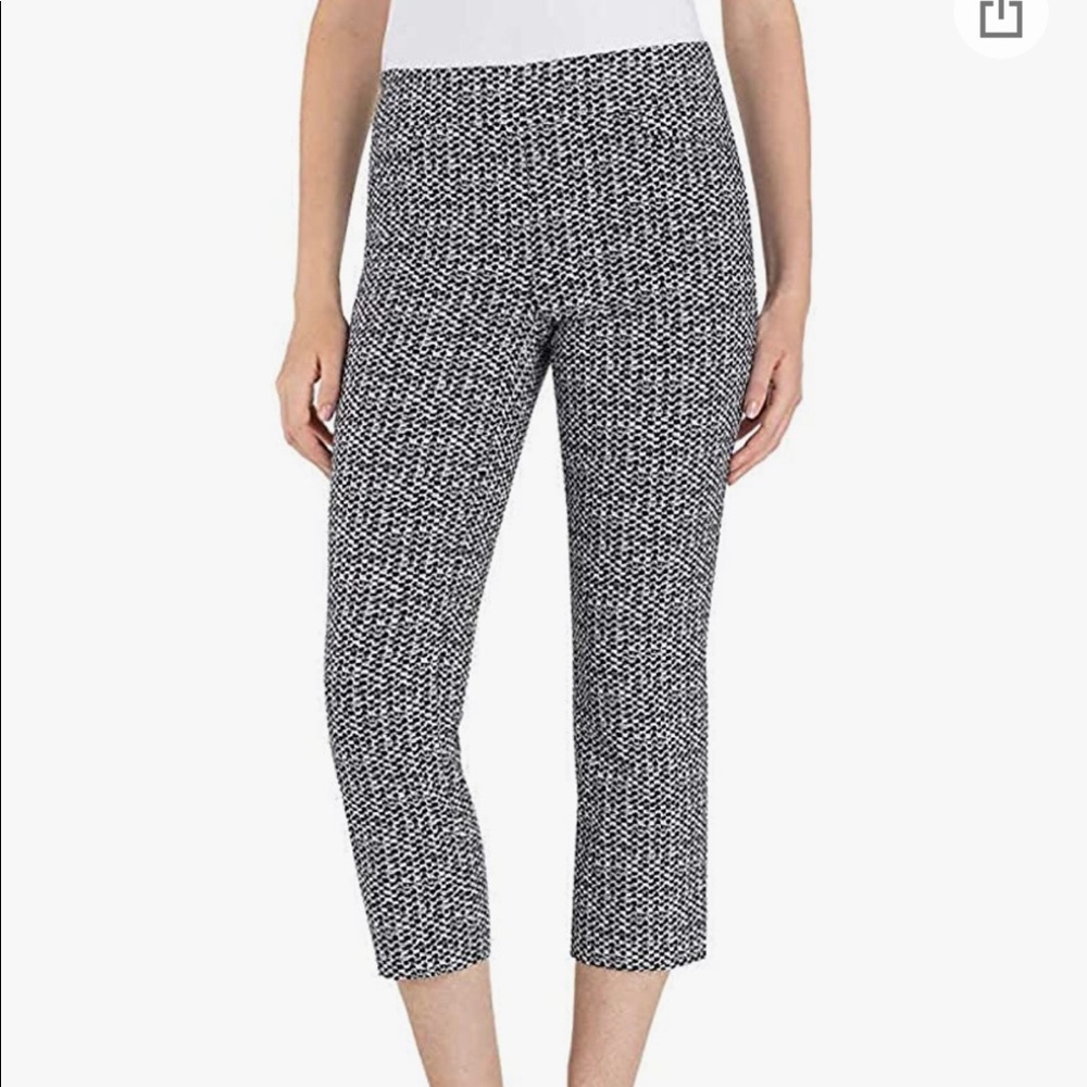 Hilary Radley Pull-On Capri Pants - New, Never Worn, XXL